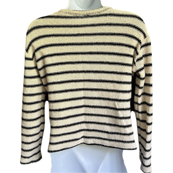 ✨3 for $18✨ ZARA Cream and Black Knitted Striped Sweater - Picture 6 of 8